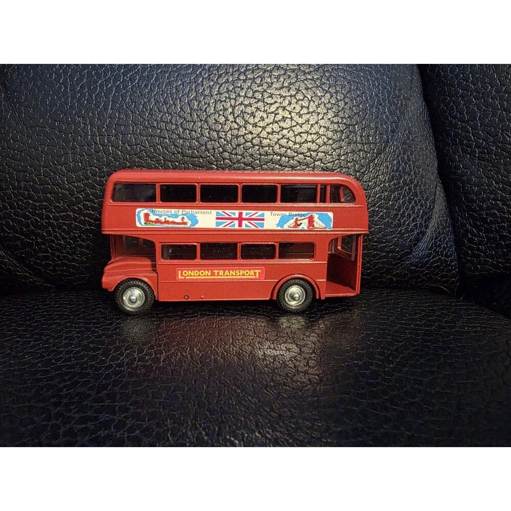 London Taxi Cab Budgie Models Diecast w/ Box Made In England & Double Decker Bus